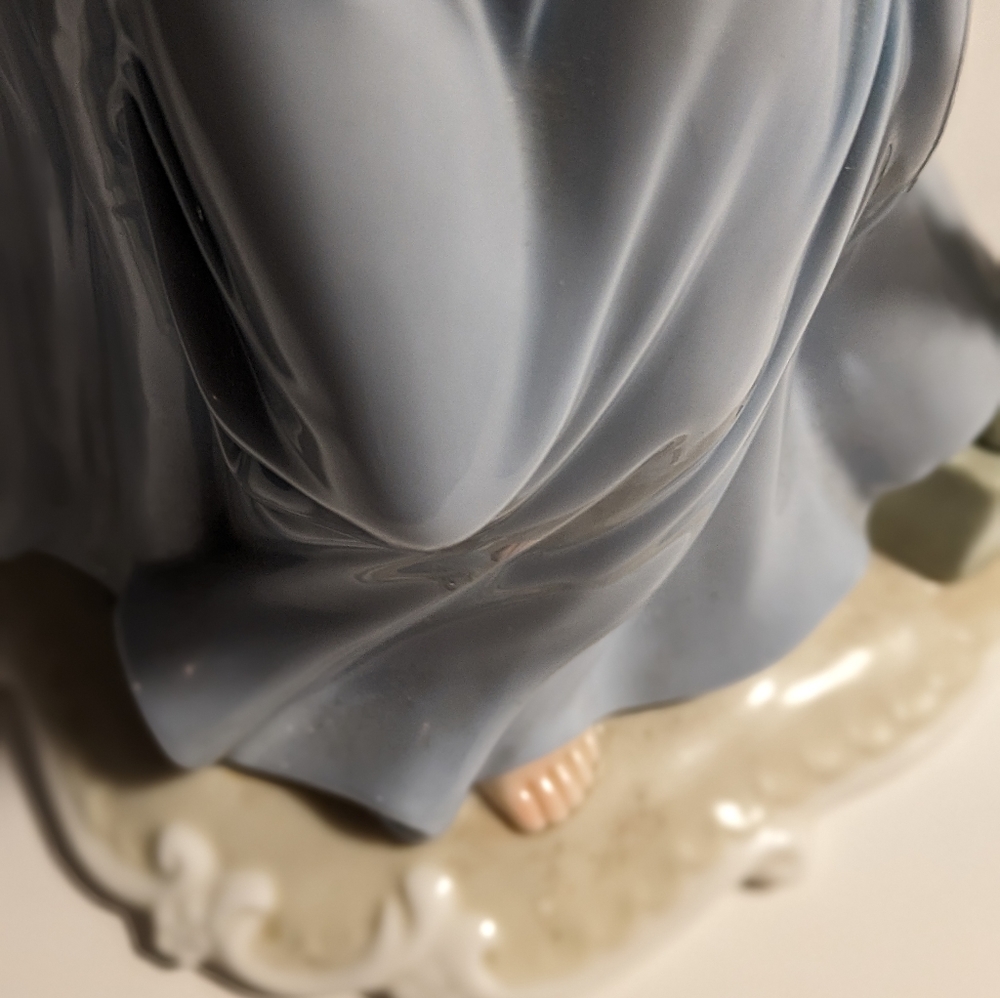 Angel - Picture 6 of 8